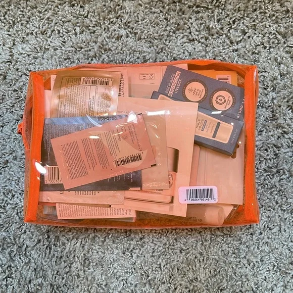 28 piece Ulta Skin Care Sample Bag NWT - Picture 2 of 4